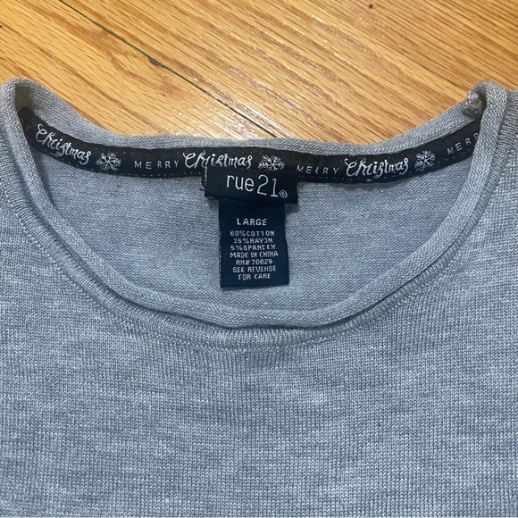 Rue21 Women’s Christmas Grey Sweater Change Sequins Naughty/Nice - Picture 5 of 8